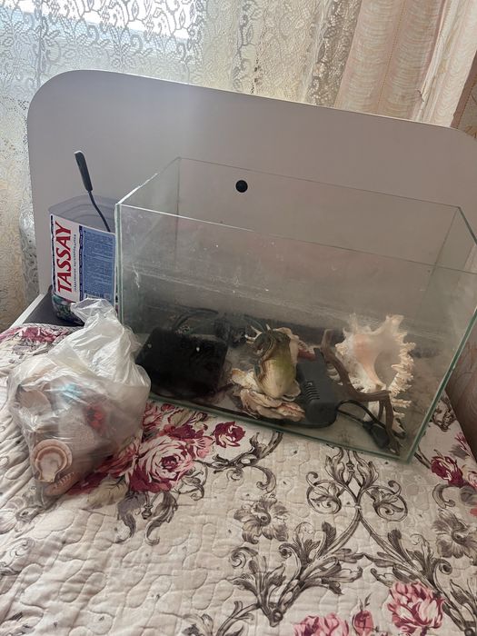 Продам аквариум 30л