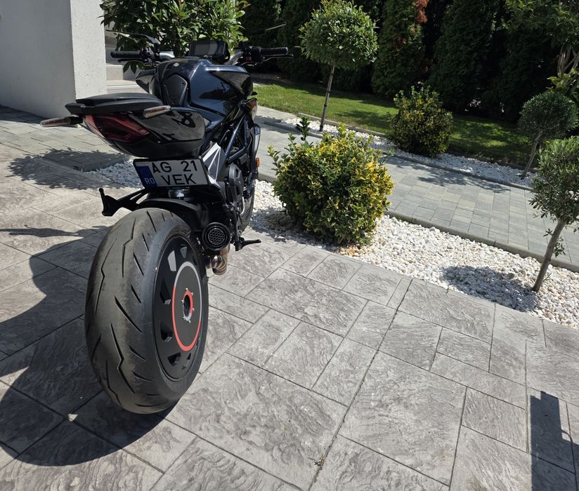 Mv Agusta Brutale 800, in garantie