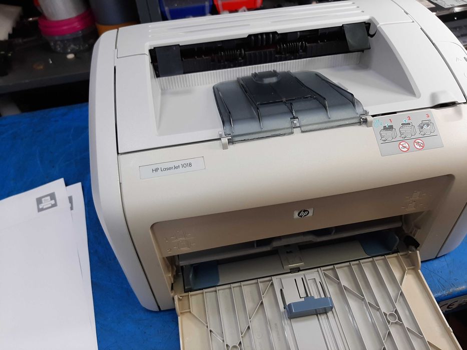 imprimanta laser A4 HP 1018