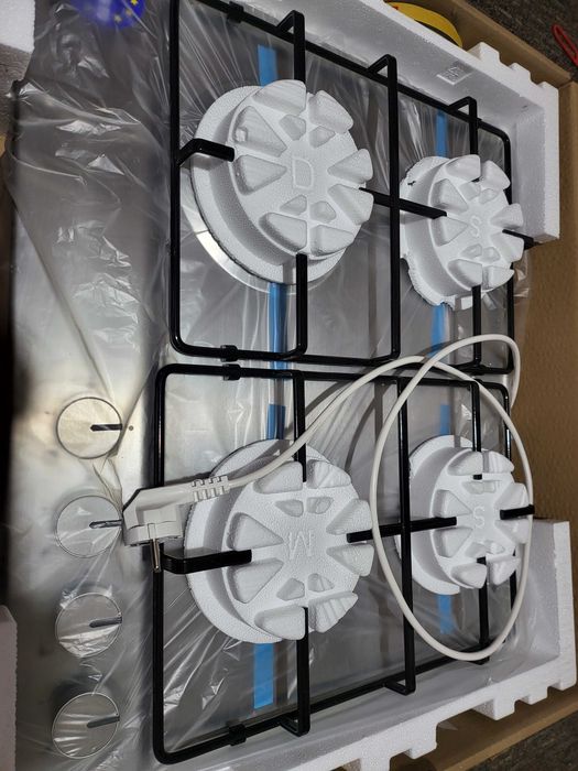 Vand plite pe gaz cu aprindere electrica