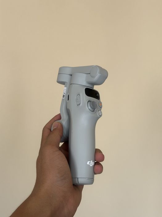DJI Osmo Mobile 7