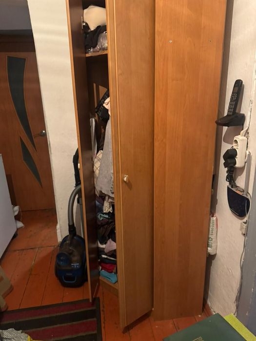 Шкаф угловой для прихожей спальни