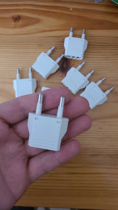 Адаптер за контакт, адаптер за китайско зарядно/щепсел US (CN) към EU,