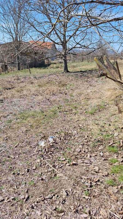 Парцел, във град Дългопол!