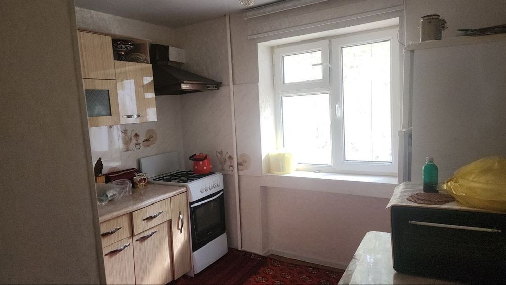 Учтепа 23 квартал Ажойиб нархда сотилади