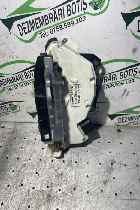 Broasca usa fata stanga 5N1 837 015 F Audi A1 8X seria Hatchback 3-us