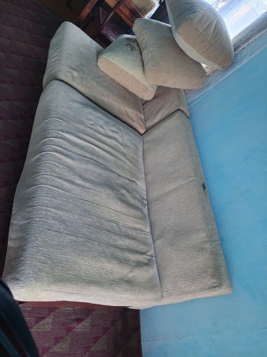 Отдам бесплатно диван раскладной