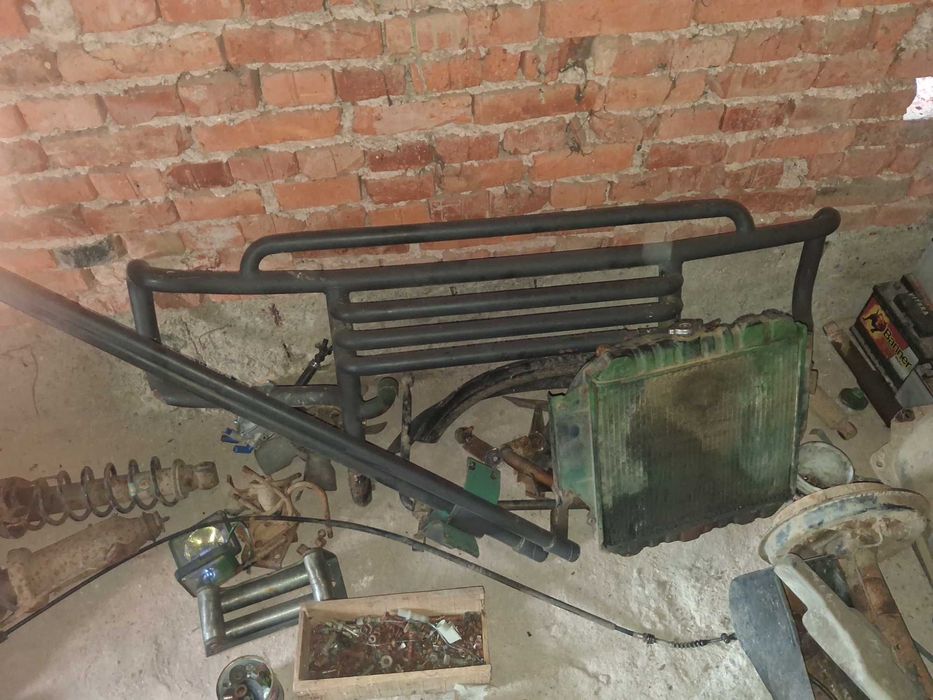 Suzuki samurai на части