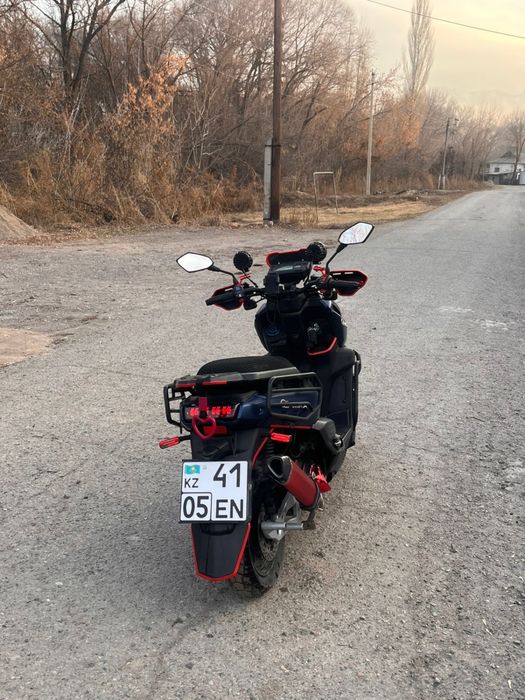 Мопед Танк Беннали 200