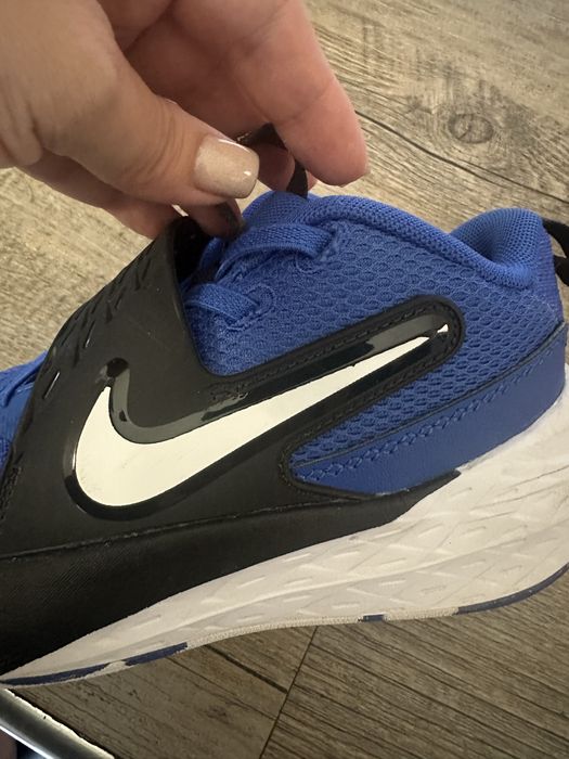 Nike високи обувки