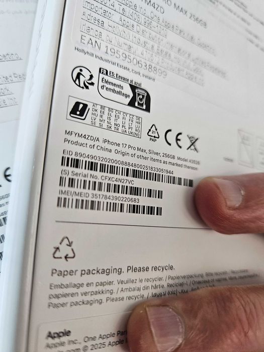 Iphone 17 Pro Max 256 gb nou la cutie Garantie 2 ani schimb.