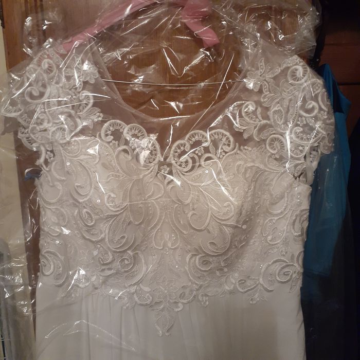 Vand Rochie de Mireasa marimea L - XL