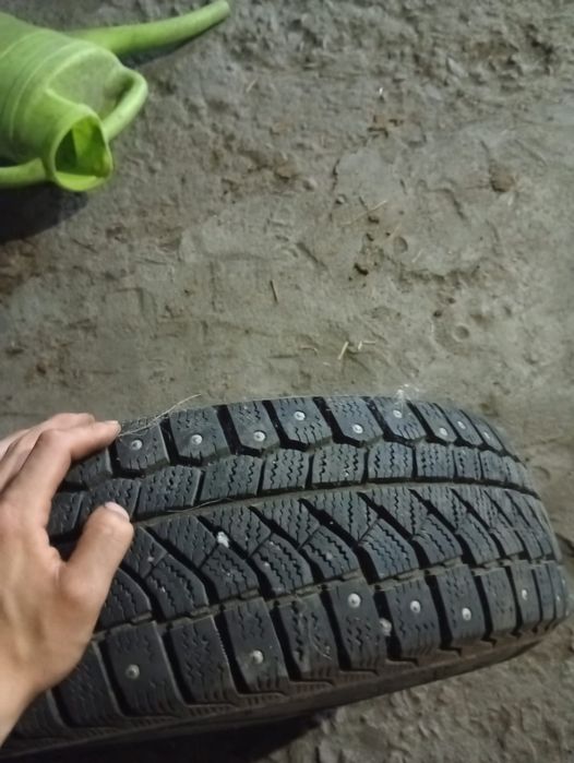 Продам зимнюю резину