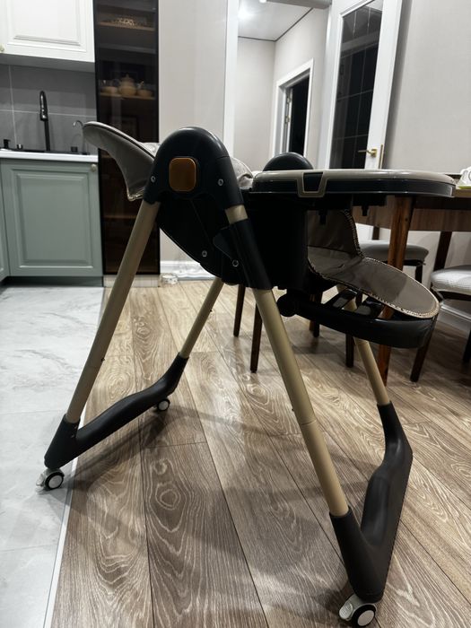 Детский стул для кормления