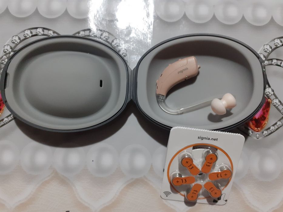 Продам слуховой аппарат