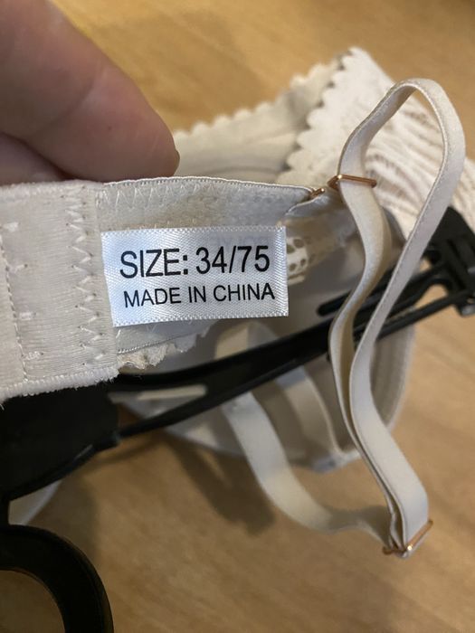 Бюстгальтер пуш-ап 75 А