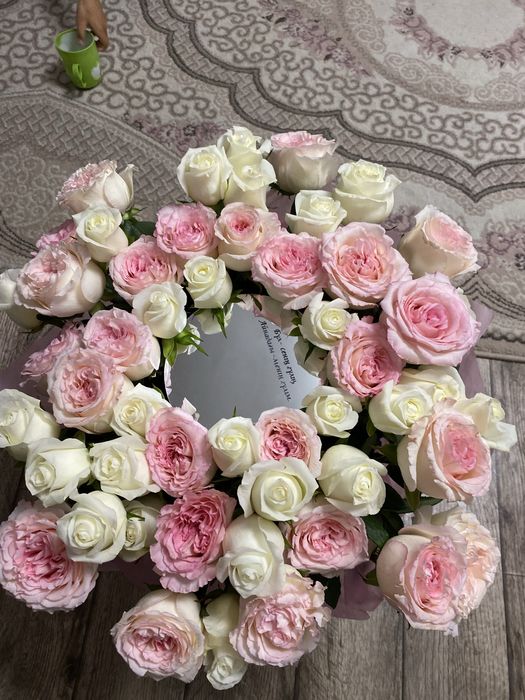 Цветы букет с зеркалом)