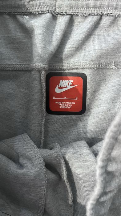 Pantaloni scurti Nike Tech