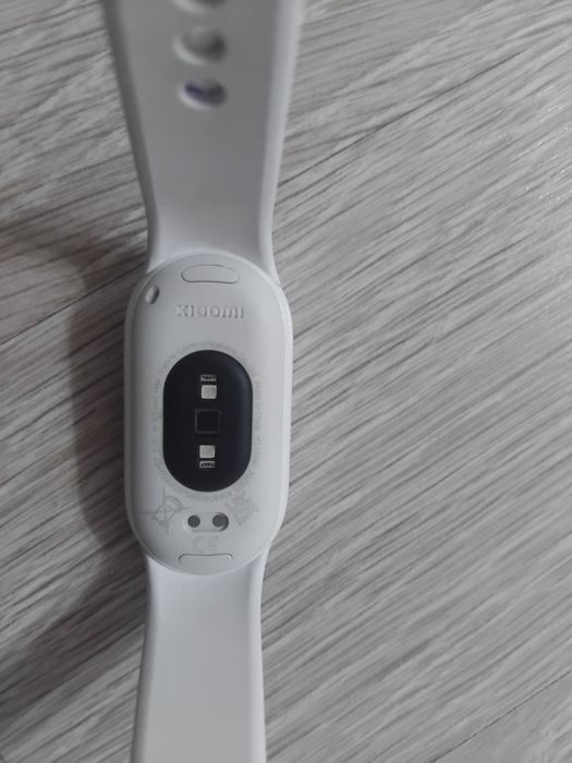 Xiaomi Smart Band 10 Ceramic Edition (белый)