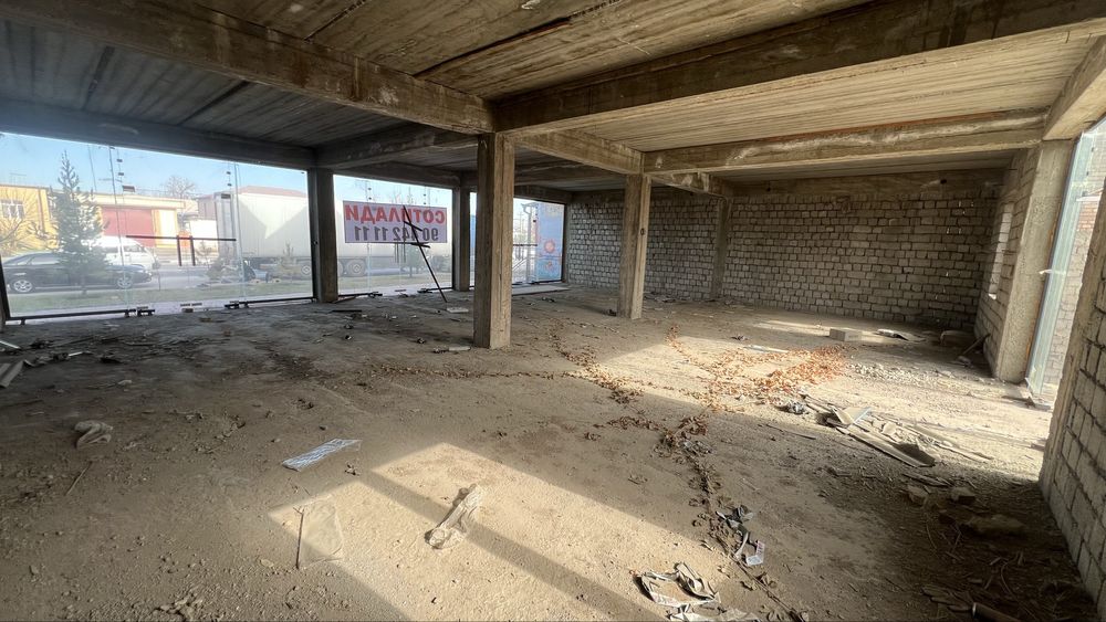 Шаҳрисабз марказида 2 қаватли нотурар бино (коробка) + ертўла