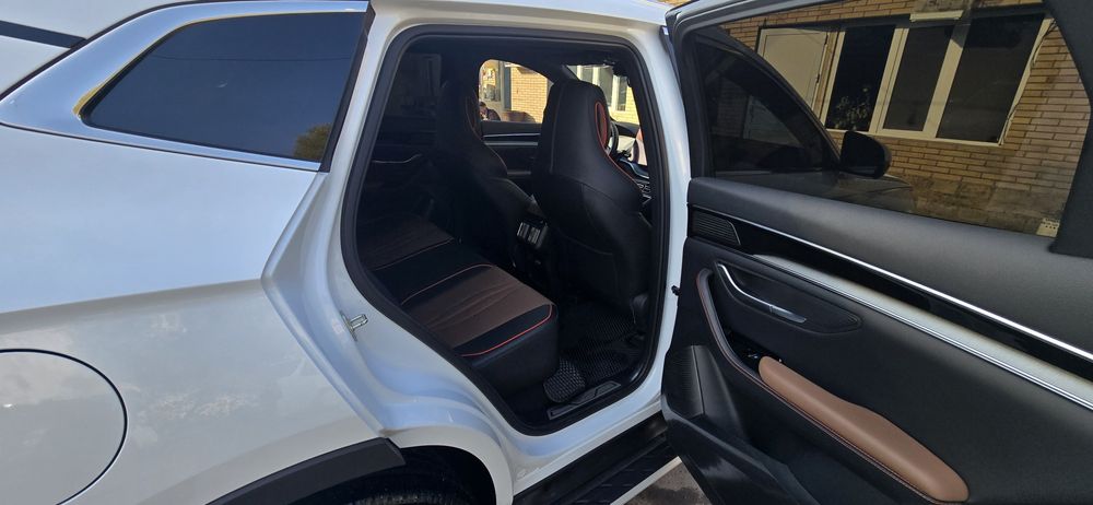 Срочно продам автомобиль BYD I