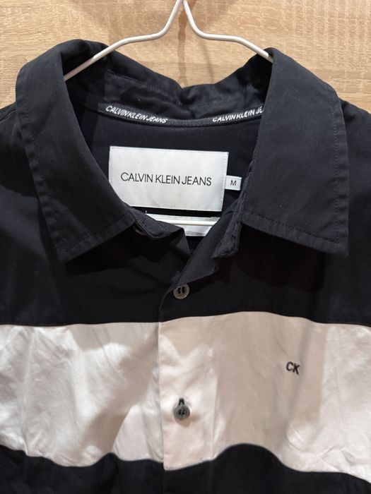 Риза Calvin Klein