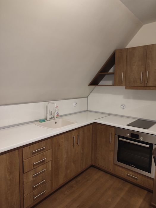 Дава се под наем Тристаен апартамент в Пазарджик, Окръжна болница - 94 кв.м за 357 € - Снимка #4