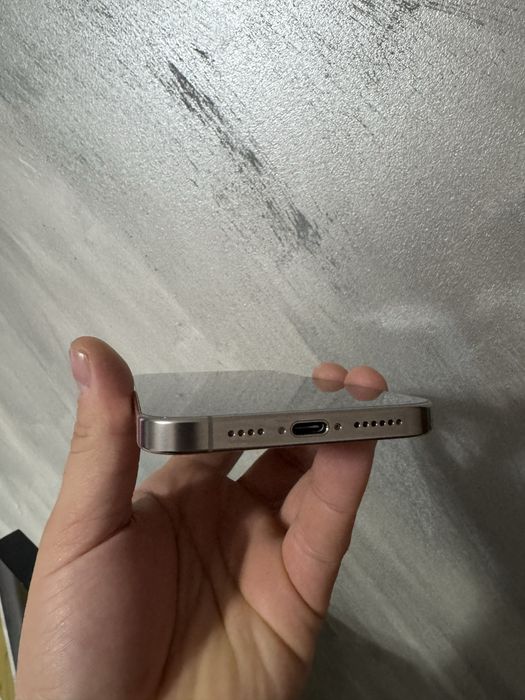 Iphone 16 pro max 256 gb baterie 100%