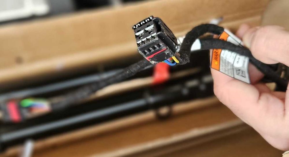 Amortizoare electrice portbagaj/haion Volvo XC60 II