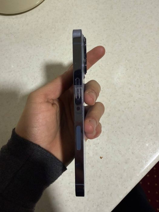 Iphone 13 pro 256 taliy