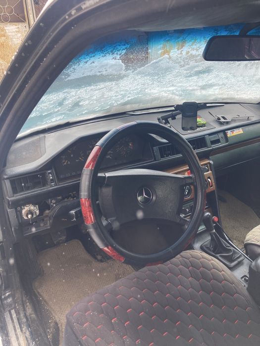 мерс 124 230 на ходу