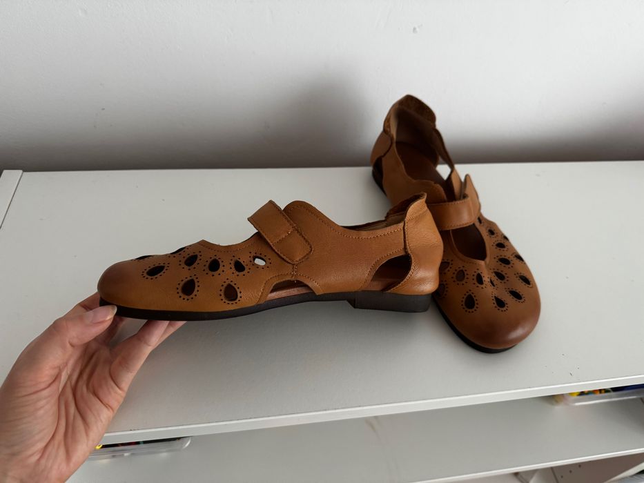 Sandale barefoot damă din piele italiană, măr. 39–40, stare excelentă