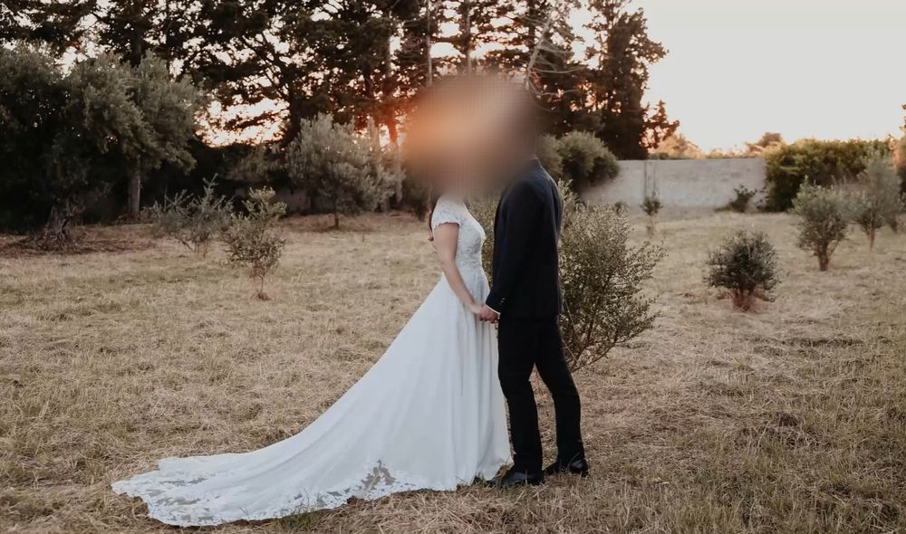 Rochie de mireasa Adriana Alier 2025( Rosa Clara)