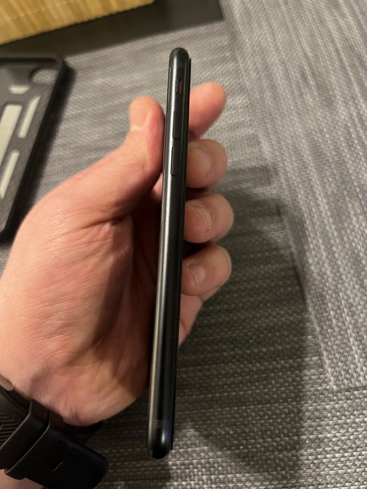 IPhone SE 3 , 128 gb