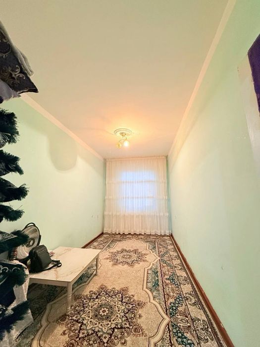 Qo’yliq massiv panelniyda 2 xonali uy sotiladi