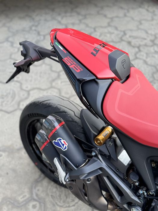 Ducati Monster 2023 г.в