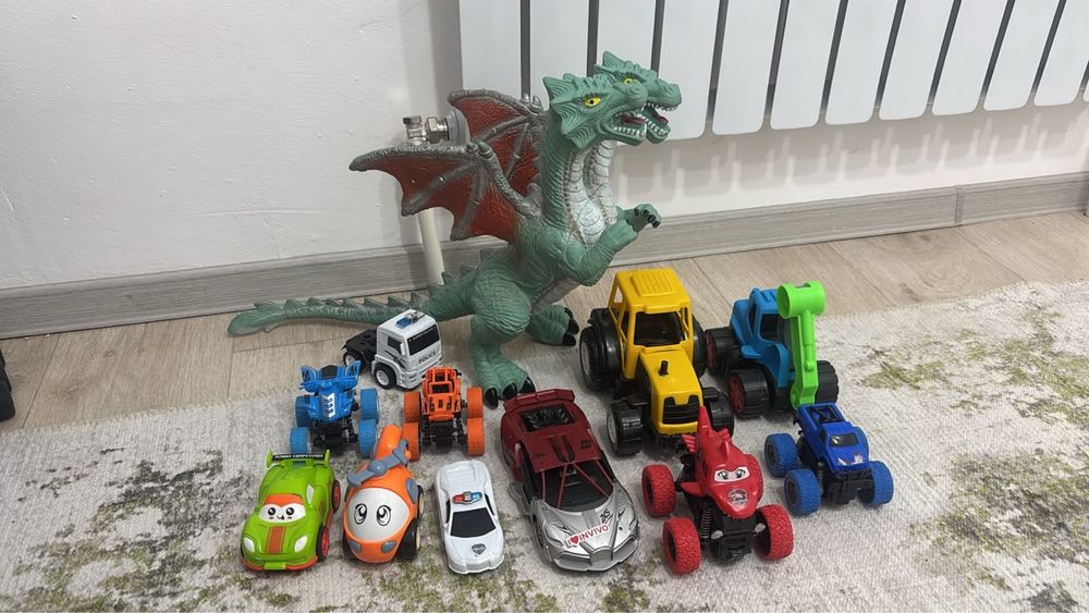 Продам игрушки в хорошем состоянии