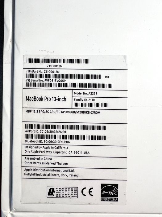 MacBook Pro 13” | M1 | Touch Bar + Touch ID | 16GB RAM | 512GB SSD | Factură cu TVA 21% | Rapid, elegant și Pregătit de Muncă