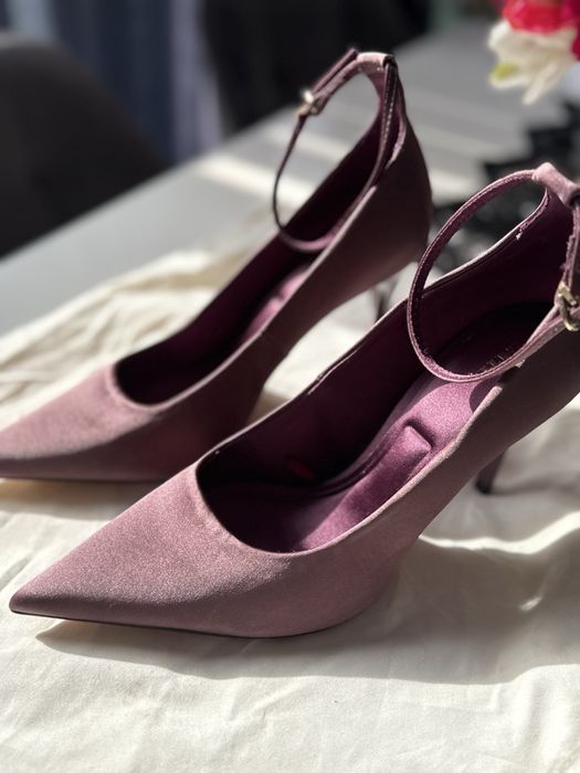 Елегантни токчета Зара