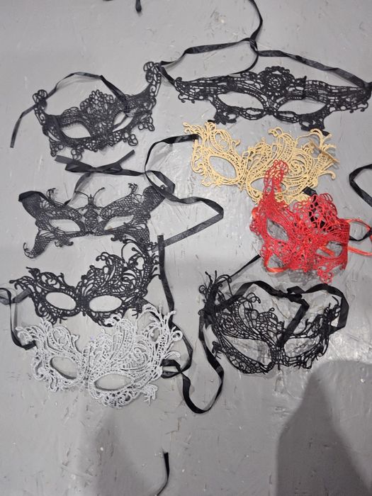 Продаю маски на Хэллоуин