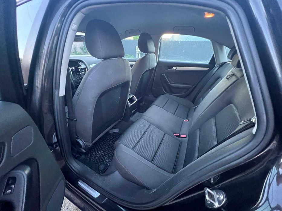 AUDI A4 2010 — imagine 5
