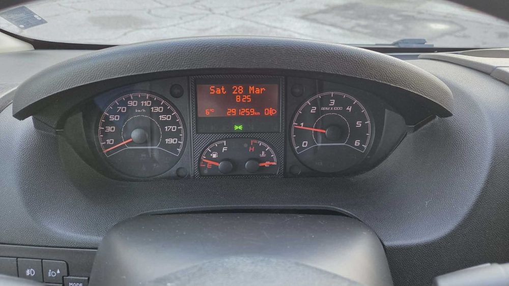Продавам бус Citroen Jumper 3
