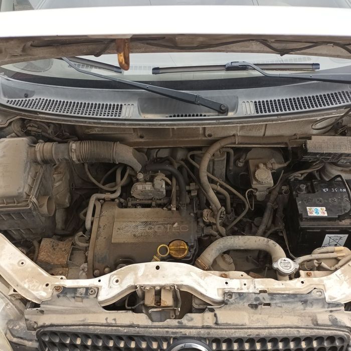 Dezmembrari  Opel AGILA (A) (H00)  2000  > 2007 1.0 12V Benzina