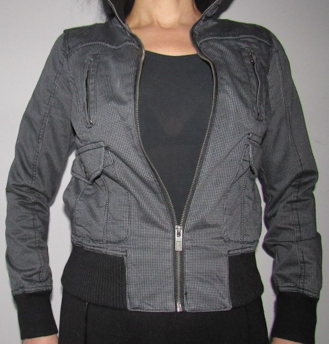 Geaca jacheta dama din textil marime S culoare gri imprimat