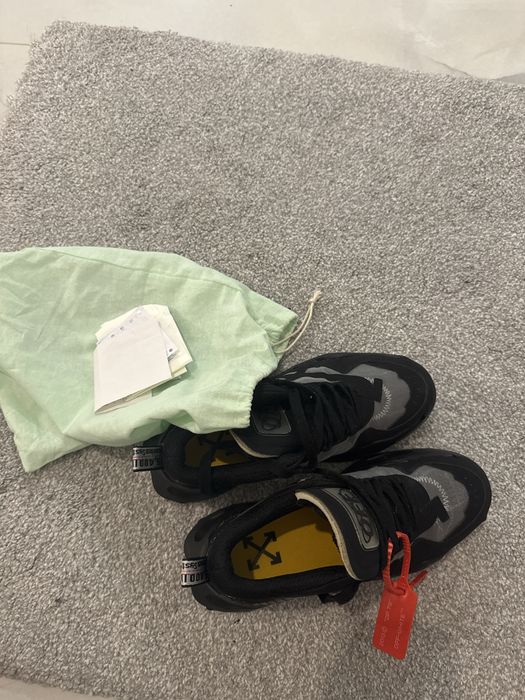 off white odsy marime 41 nepurtati