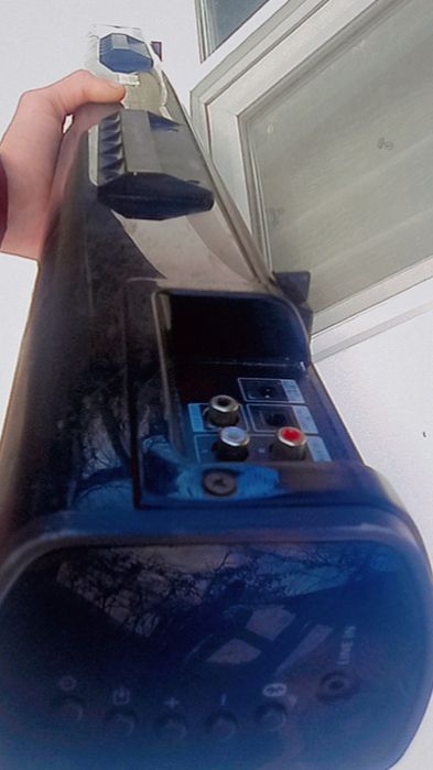 URGENT : Boxă cu bass