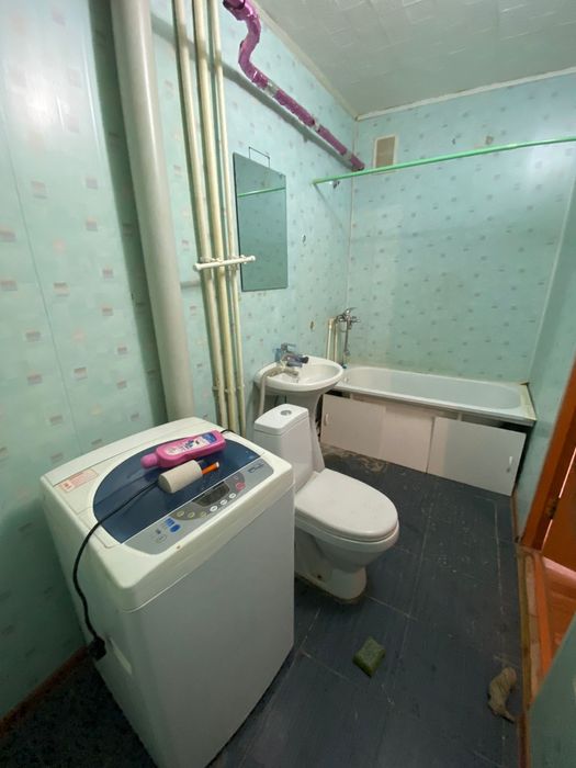 Продам 4х комнатную квартиру по улице Ш.Калдаякова 1а угол Тургенева