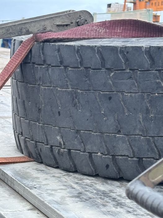 Продам б/у резину 4 штуки