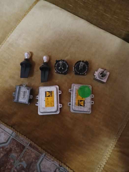 Module cu led și cu becuri e60