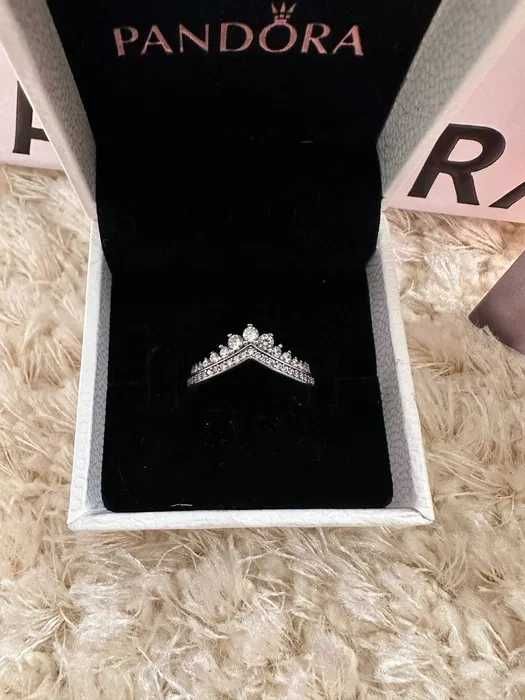 Пръстен Пандора|Pandora